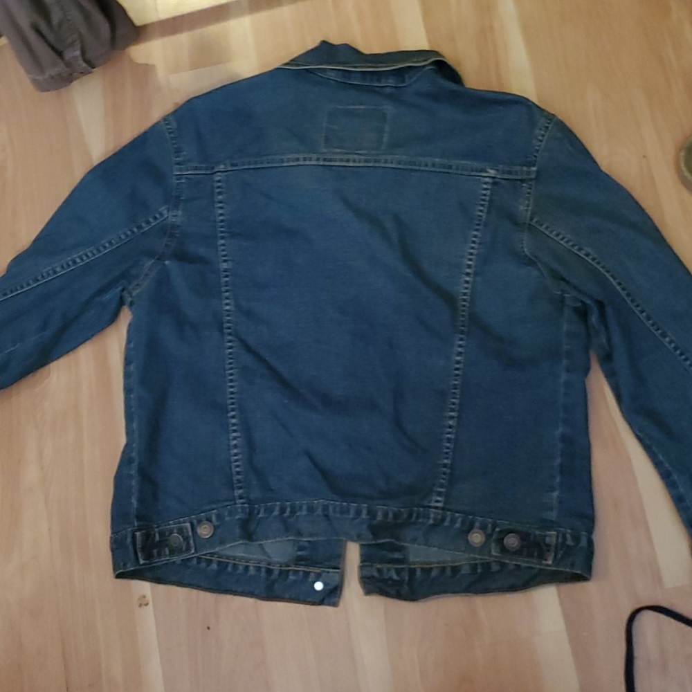 Jacket - Picture 4 of 4